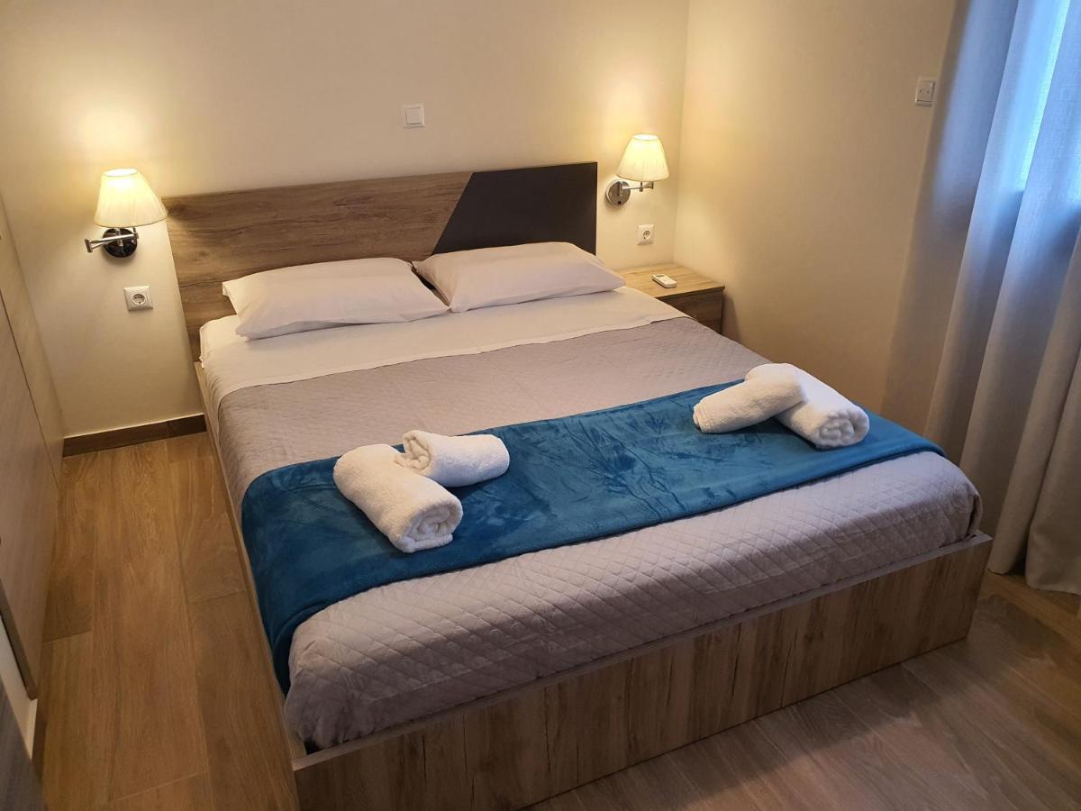 Island View Apartments Moudhros Экстерьер фото