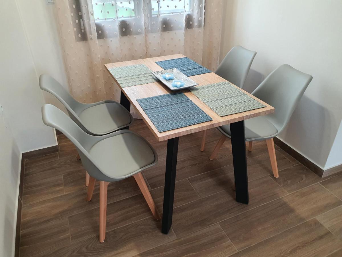 Island View Apartments Moudhros Экстерьер фото