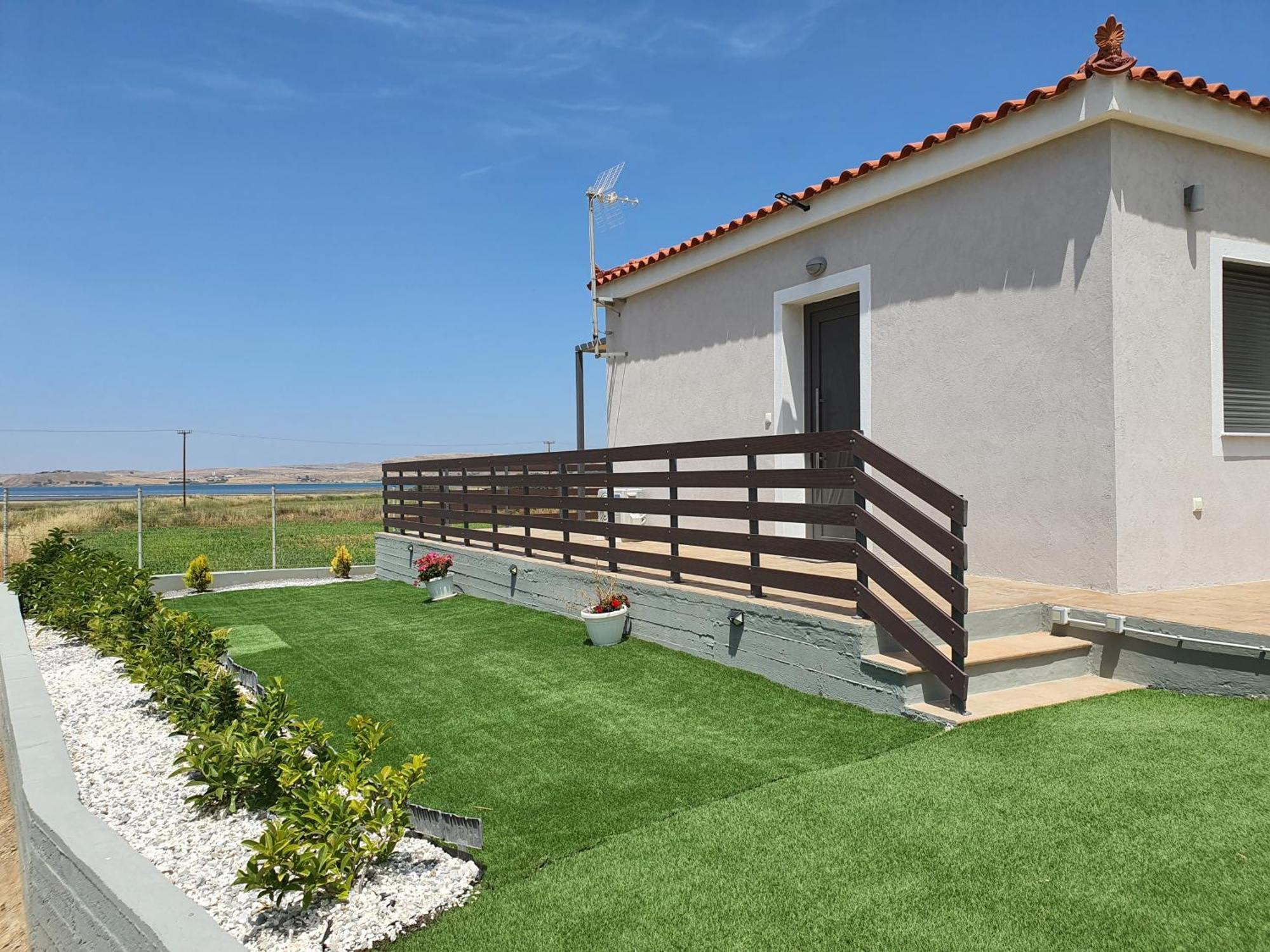 Island View Apartments Moudhros Экстерьер фото